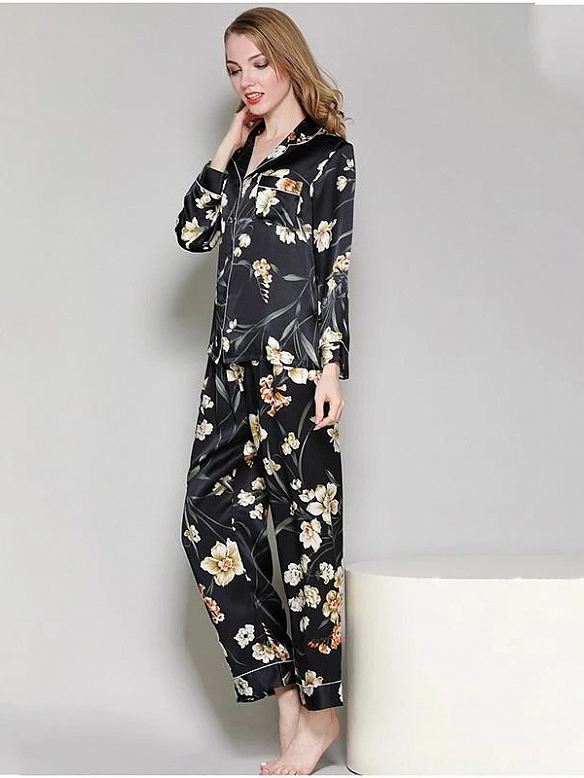 19 Momme Kurzes Geblümtes Pyjama-Set aus Seide für Damen Luxus Nachtwäsche aus Seide A009