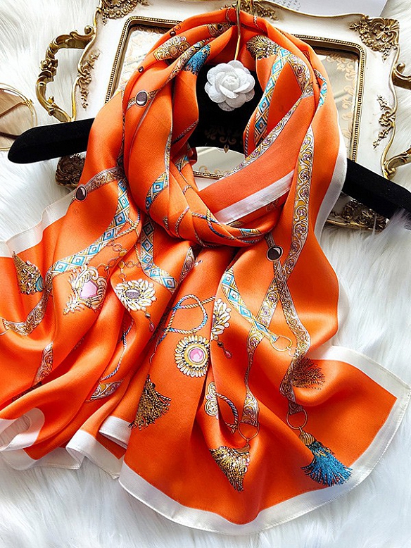 Vintage Gemusterter Schal aus Siede für Damen O002