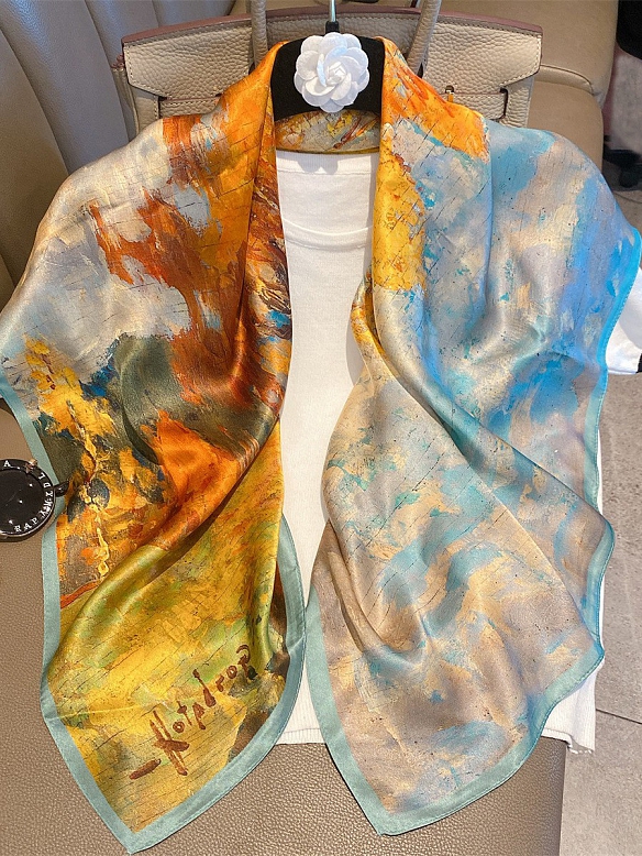 Vintage Quadratisches Gemustertes Halstuch aus Seide für Damen O003