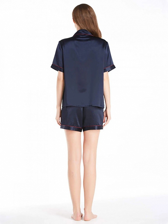 Kurzes Damen Pyjama-Set aus Seide Kurze Nachtwäsche aus Seide A011