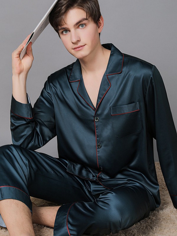 Klassisches Maulbeerseide Couple Pärchen Pyjama Set Schlafanzug aus Seide A019