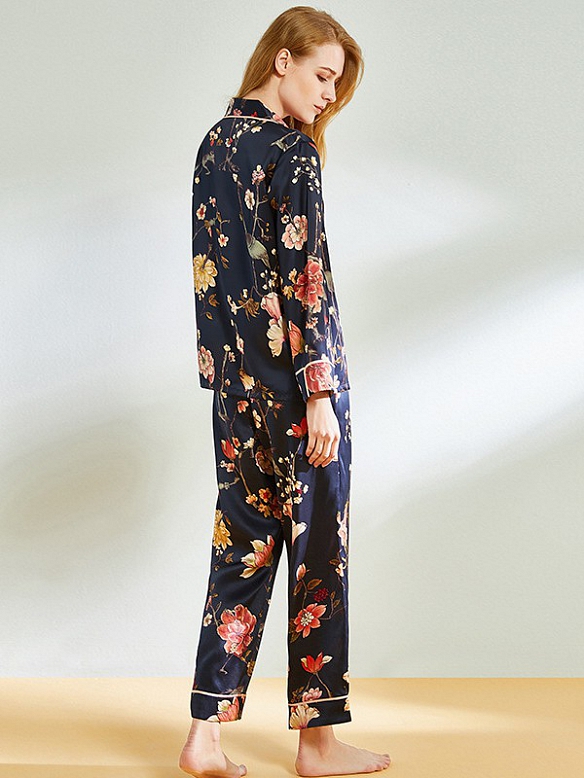 Geblümtes Pyjama Set aus Seide für Damen Langes Seidenpyjama A021