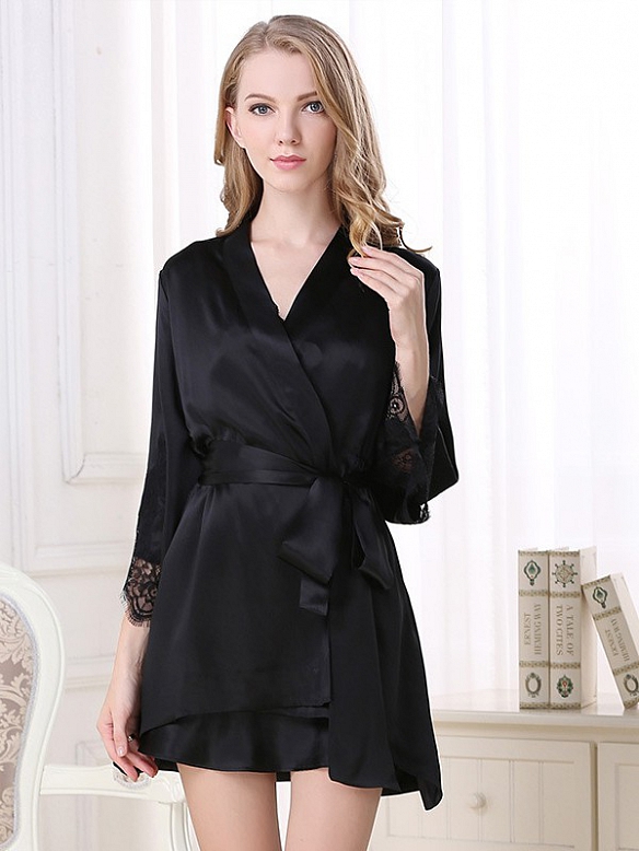 Kurzes Seide Nachthemd und Morgenmantel Set mit Spitzen für Damen B005