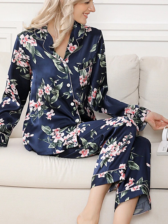 Pyjamas aus Seide für Damen Langärmliges Damen Pyjama-Set aus Seide A013