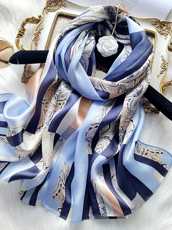 Vintage Gemusterter Schal aus Siede für Damen O002