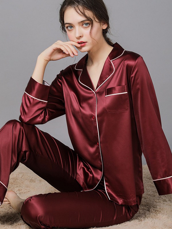 Klassisches Maulbeerseide Couple Pärchen Pyjama Set Schlafanzug aus Seide A019