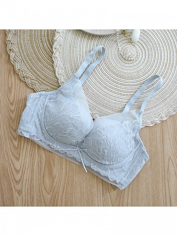 Bügelloser BH aus Seide mit Blumenspitze L003