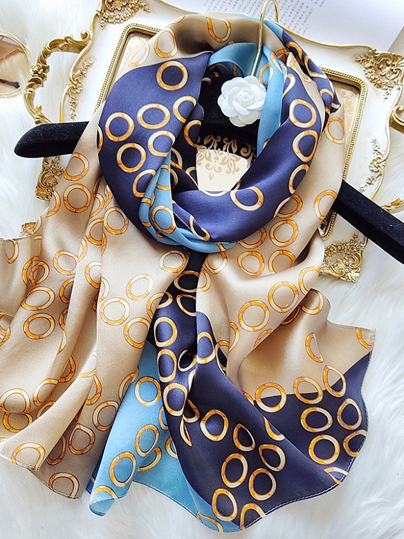 Vintage Gemusterter Schal aus Siede für Damen O002