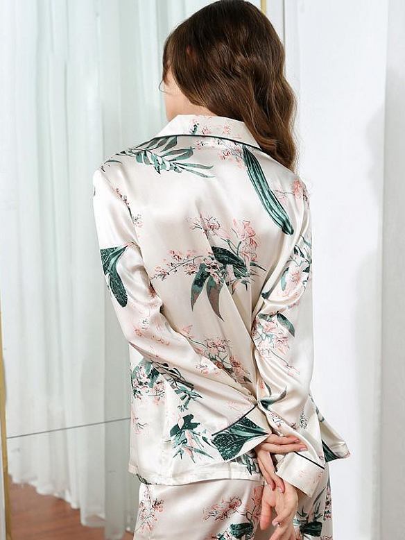 19 Momme Langes Geblümtes Pyjama-Set aus Seide für Damen Luxus Nachtwäsche aus Seide A003